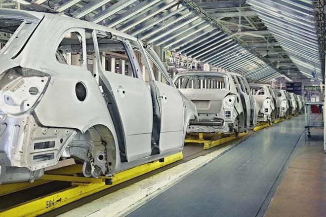 尽管过去的汽车完全由钢制产品组成,但制造商现在已向铝,镁和复合材料